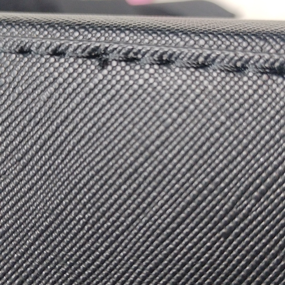 Hufflepuff Loungefly Yellow and Black Plaid Handbag - Picture 14 of 14